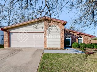 2600 Treeview Dr, Arlington, TX 76016