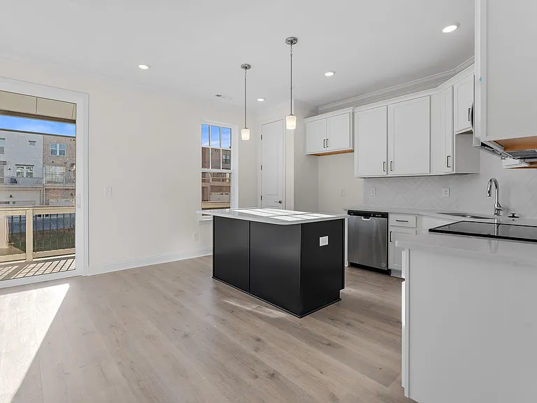 3129 Setting Sun Dr — Photo 10