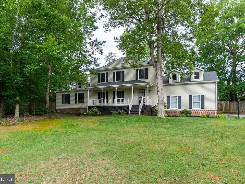 1st image of 10718 Heatherwood Dr