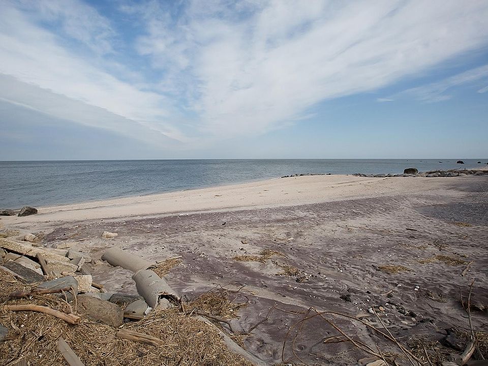 1st image of 17 Silver Beech Ln