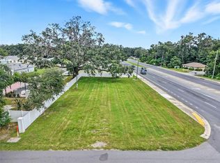 12182 N Us Highway 301, Oxford, FL 34484