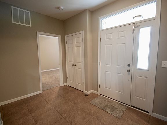 2nd image of 8179 N Dilcrest Cir
