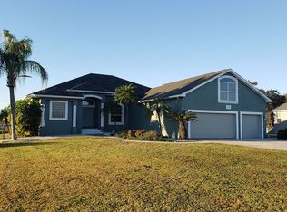 816 Apollo Beach Blvd, Apollo Beach, FL 33572
