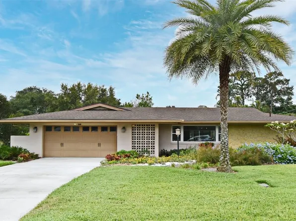 2900 Cullen Lake Shore Dr, Belle Isle, FL 32812