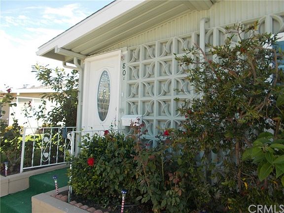 2nd image of 13700 Alderwood Ln. M4- #80G