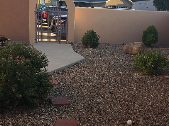 3rd image of 108 Park Cir