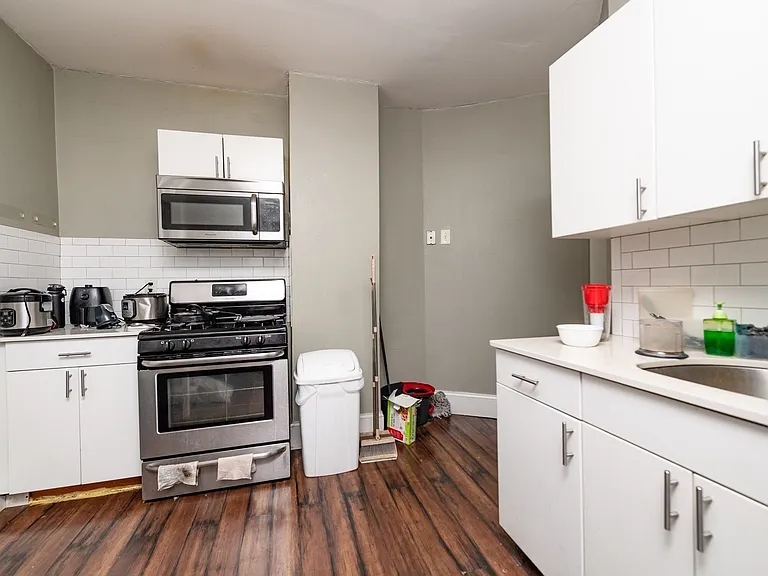 4A Weld Ave #1 — Photo 7