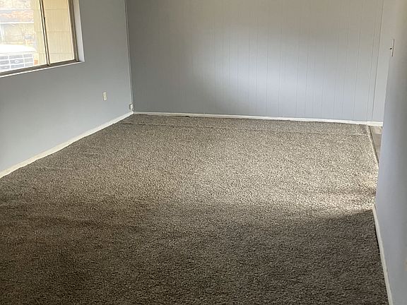 3rd image of 3017 Meadow Forest Dr