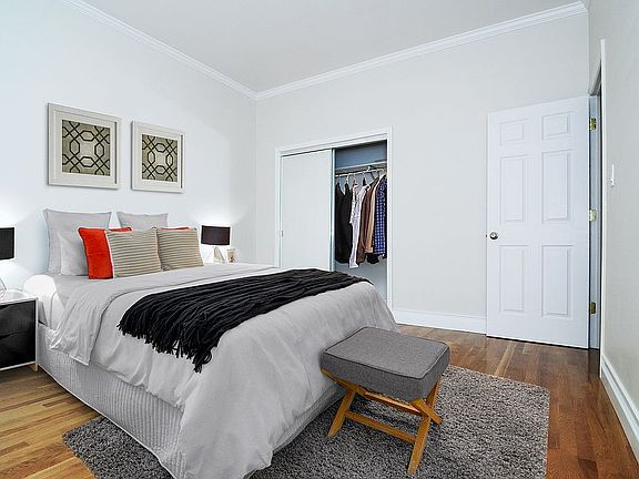 3rd image of 3181 41st St