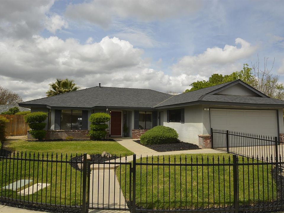 1st image of 287 N Ezie Ave