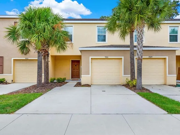 9981 Hound Chase Dr, Gibsonton, FL 33534