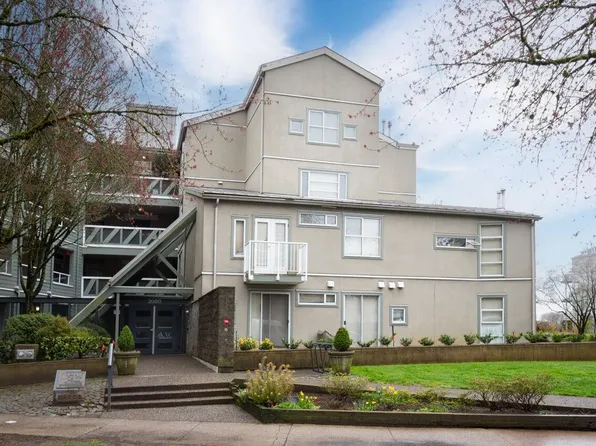 2080 E Kent Ave S #402, Vancouver, BC V5P 2L7