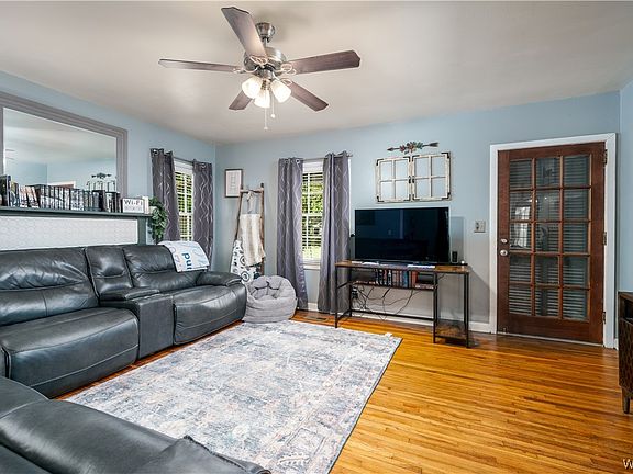 2nd image of 21 Cedar Knl