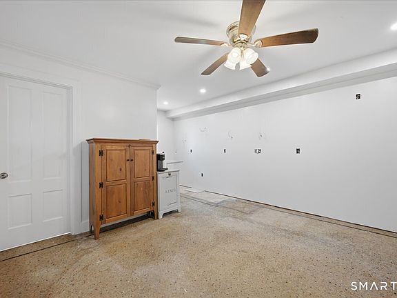 5th image of 100 Stillman Avenue