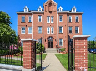 169 George St #303, Pawtucket, RI 02860