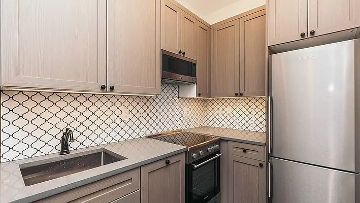 Rented by Lodger Corp | media 3