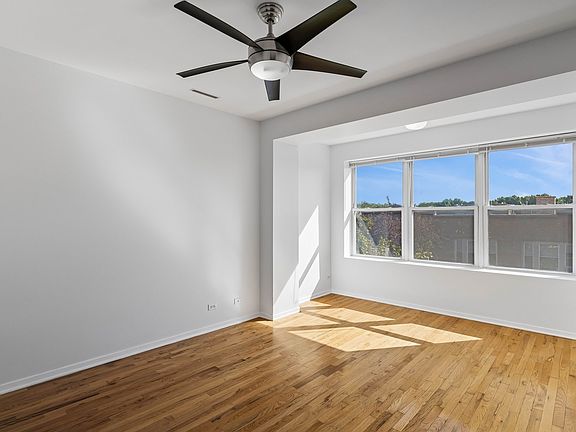 5th image of 4546 N Troy St APT 3