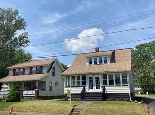 511 7th St, Struthers, OH 44471