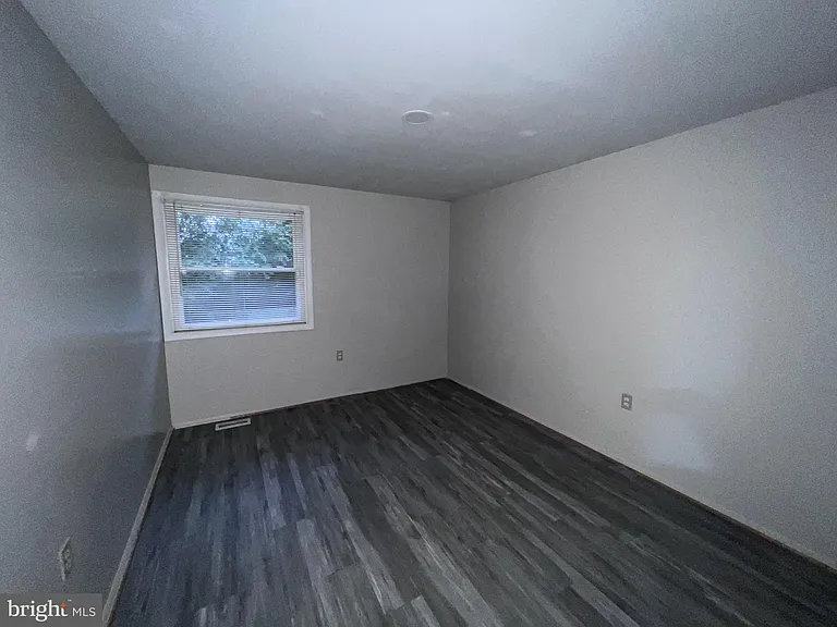 217 Haverhill Rd — Photo 15
