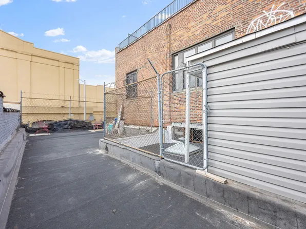 21 Thames Street image 15 of 16