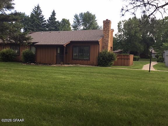 2nd image of 673 High Plains Ct