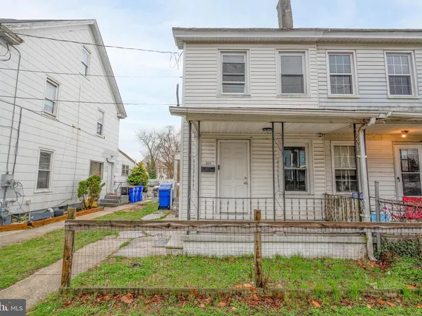 211 W Foundry St, Millville, NJ 08332