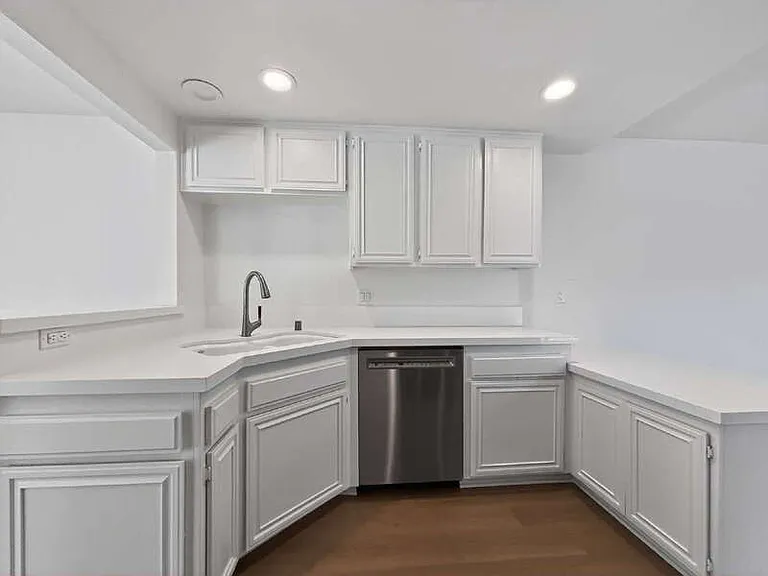 21909 Huron Ln — Photo 7