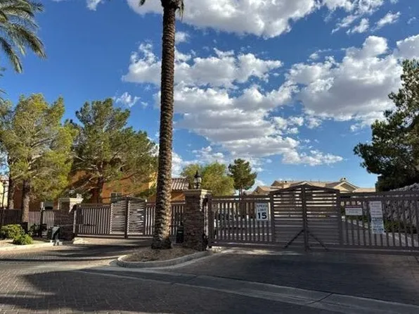 3634 Surfboard Ct, Las Vegas, NV 89147