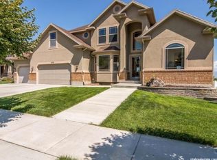 5518 W Morning Light Dr, Herriman, UT 84096
