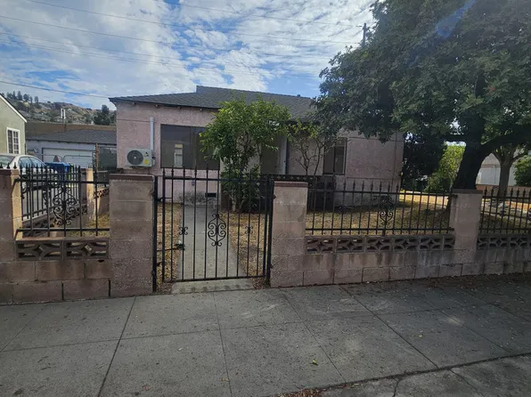 7862 Claybeck Ave, Sun Valley, CA 91352
