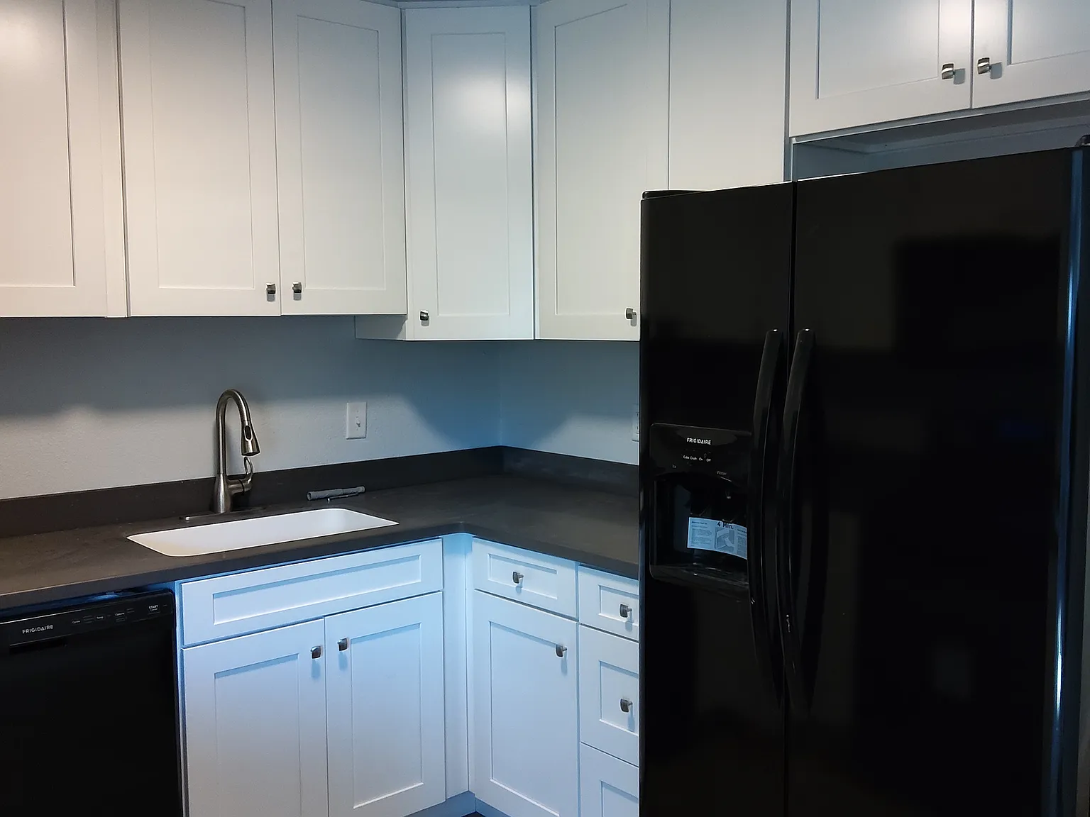 3 bed, $1,600 — Photo 3