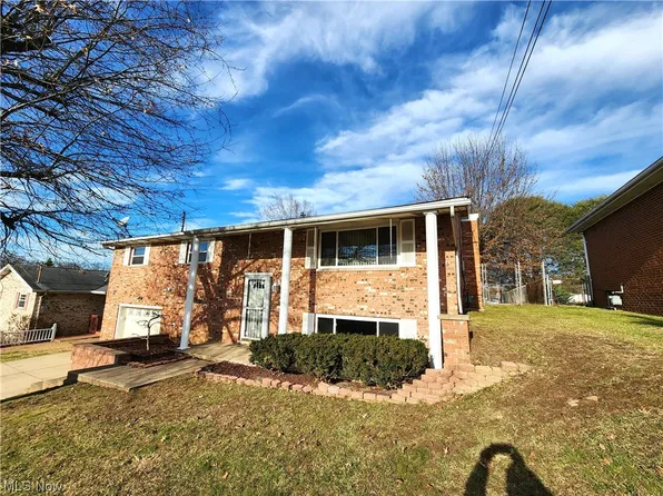 1203 23rd St, Vienna, WV 26105