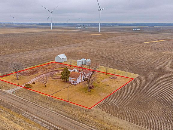 2nd image of 169 1550th St