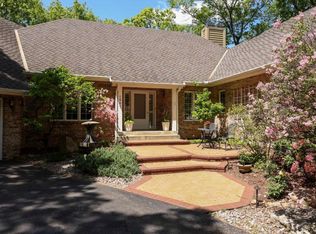 1901 Warrior Dr, Mendota Heights, MN 55118