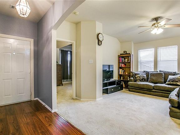 4th image of 7406 Fossil Hill Dr