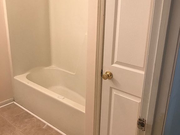 5th image of 74 Wallace Gray Cir