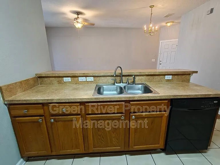 3631 Kirkpatrick Cir #3 — Photo 10