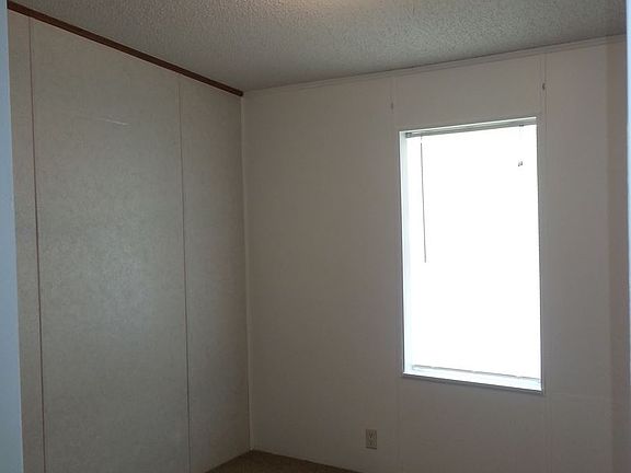 3rd image of 707 N Saint Cloud Ave