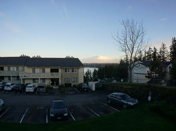 1760 W Sunn Fjord Ln APT F204, Bremerton, WA 98312