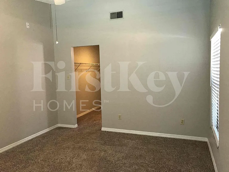 16219 Pebblebrook Dr — Photo 9