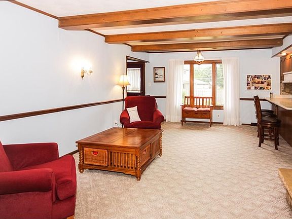 5th image of 6320 Meridian Woods Blvd