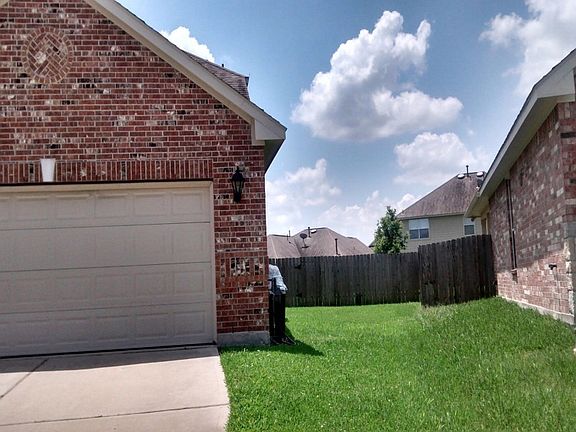 2nd image of 8706 Balie Ln
