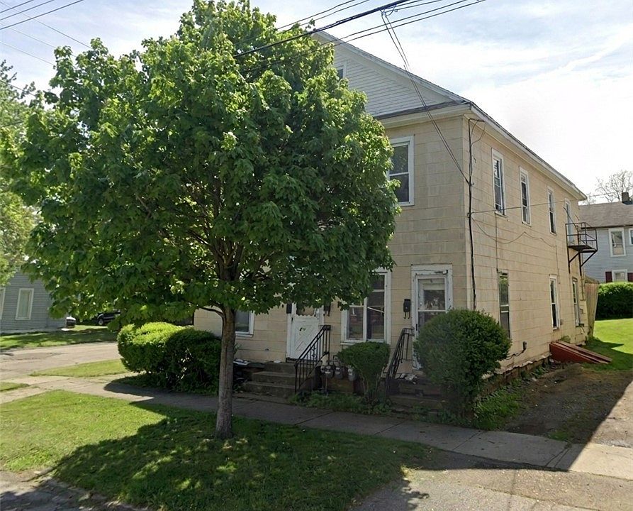 2nd image of 93 E 2nd St