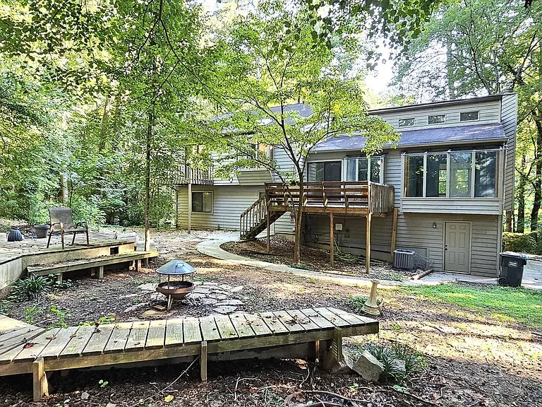 5053 Mackinac Dr — Photo 46