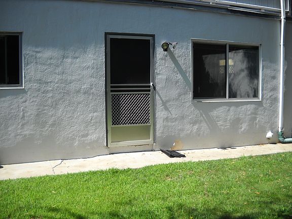 2nd image of 441 Leland Ave