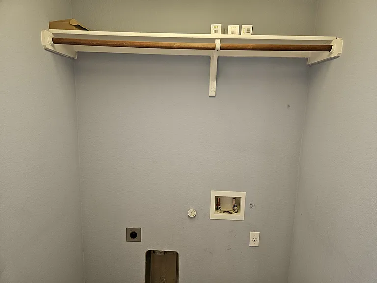 11208 Friendship Dr — Photo 11