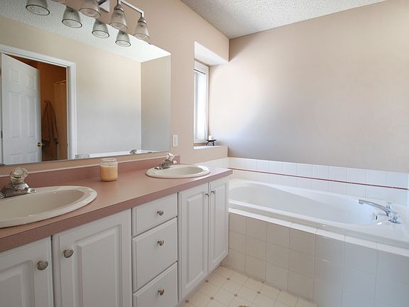 2nd image of 1855 Regatta Dr
