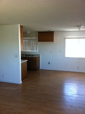 4th image of 13747 Greenwood Pl APT 2