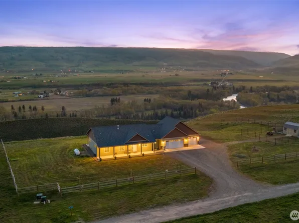 1561 Bitterbrush Drive, Ellensburg, WA 98926