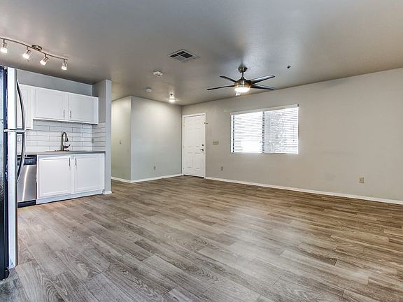 3rd image of 36 E Vaughn Ave APT 211